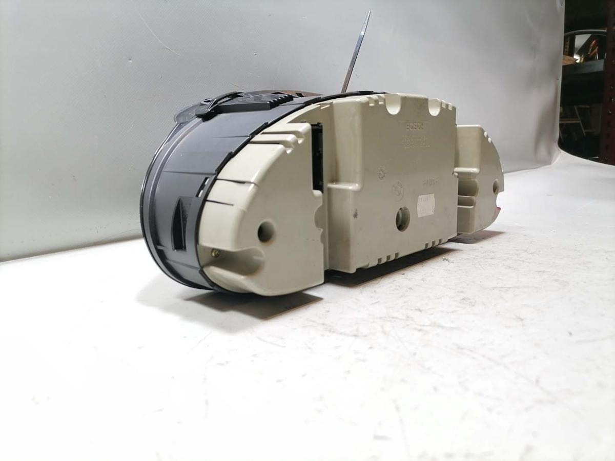 BMW 3er E46 Limousine BJ 2003 Kombiinstrument Tacho 3.0D 0263639161